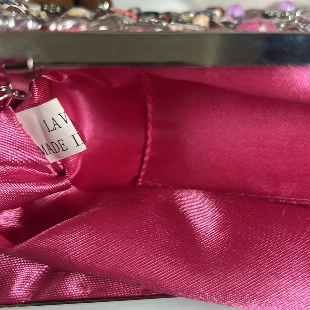 LA VIOLA Pink Clutch Kiss Lock Pink Lined Evening Prom Bag
W/ Strap NWOT - Picture 10 of 16